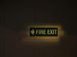 ada requirements for signs